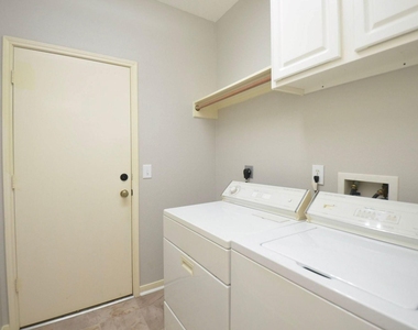 43 S Lace Arbor Drive - Photo Thumbnail 15