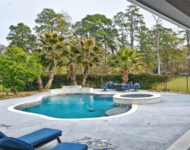 15461 Bedford Lane - Photo Thumbnail 19