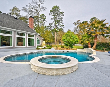 15461 Bedford Lane - Photo Thumbnail 42