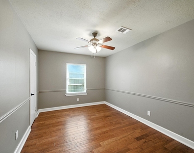 1714 Parana Drive - Photo Thumbnail 22