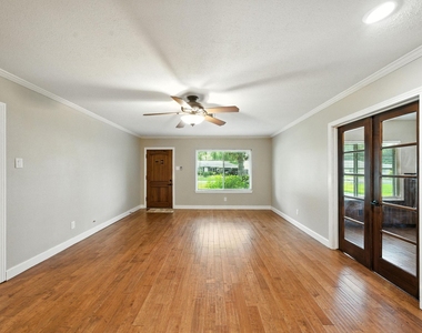 1714 Parana Drive - Photo Thumbnail 4