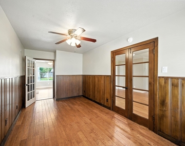 1714 Parana Drive - Photo Thumbnail 7
