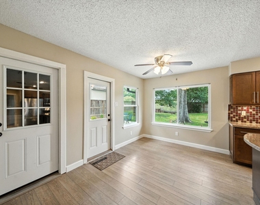1714 Parana Drive - Photo Thumbnail 13
