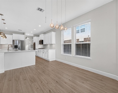 23410 Bracino Lake Drive - Photo Thumbnail 8