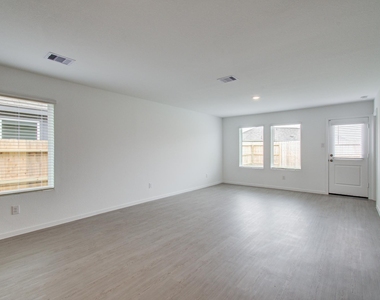 31212 Piccolo Fiore Lane - Photo Thumbnail 13
