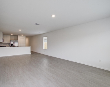 31212 Piccolo Fiore Lane - Photo Thumbnail 16