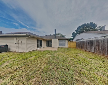 7306 Logging Trail Drive - Photo Thumbnail 16