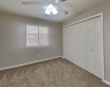 7306 Logging Trail Drive - Photo Thumbnail 12