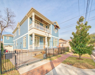2006 Lubbock Street - Photo Thumbnail 26