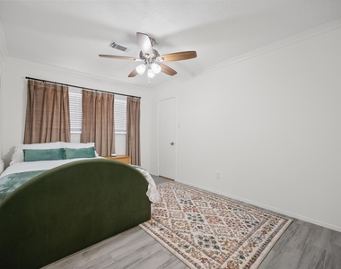 2202 Briarcreek Boulevard - Photo Thumbnail 25