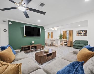 2202 Briarcreek Boulevard - Photo Thumbnail 7