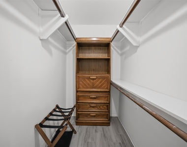 2202 Briarcreek Boulevard - Photo Thumbnail 21