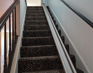 8402 Seawall Boulevard - Photo Thumbnail 15