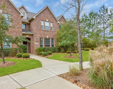 27 Umbria Lane - Photo Thumbnail 1