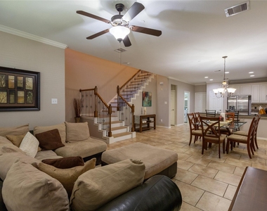 27 Umbria Lane - Photo Thumbnail 4