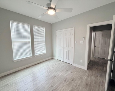 1214 Road 5203 - Photo Thumbnail 7