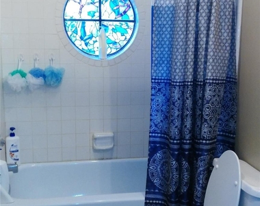 2426 Lakefield Way - Photo Thumbnail 5