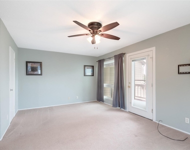 400 Echo Lane - Photo Thumbnail 20