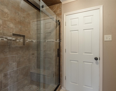 400 Echo Lane - Photo Thumbnail 32