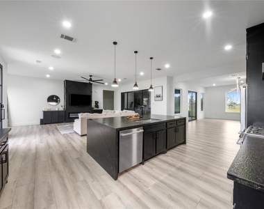 5119 Sophie Slanksy Way - Photo Thumbnail 33