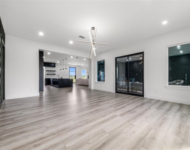 5119 Sophie Slanksy Way - Photo Thumbnail 8