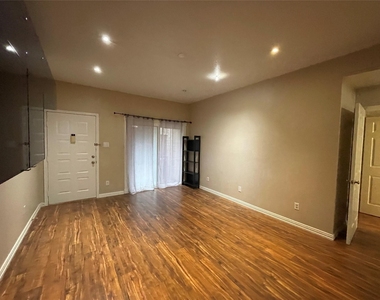 8055 Cambridge Street - Photo Thumbnail 4
