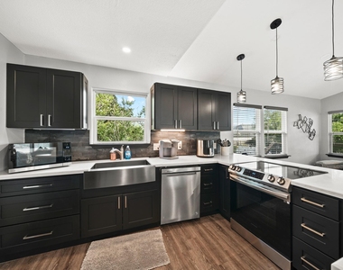 3802 Bayshore Drive - Photo Thumbnail 3