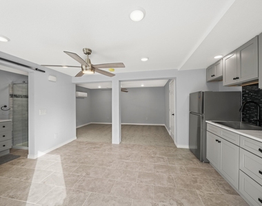 3802 Bayshore Drive - Photo Thumbnail 8