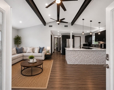 3802 Bayshore Drive - Photo Thumbnail 2