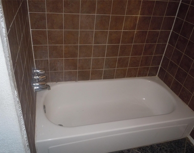 5422 Thrush Drive - Photo Thumbnail 3