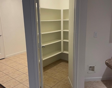 26147 Parkman Grove Drive - Photo Thumbnail 9