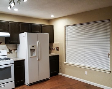 16806 Rockstone - Photo Thumbnail 8