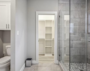 2502 Sam Wilson Street - Photo Thumbnail 8