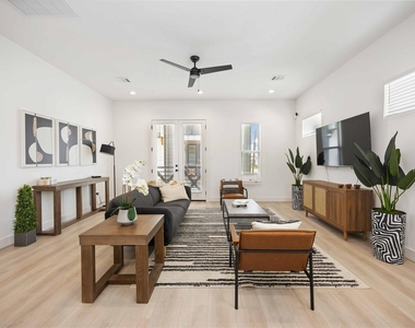 1921 Johanna Drive - Photo Thumbnail 3