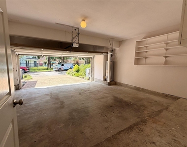 12625 Memorial Drive - Photo Thumbnail 23