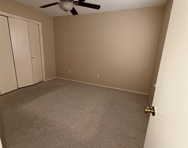 12625 Memorial Drive - Photo Thumbnail 15