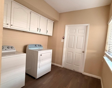 12625 Memorial Drive - Photo Thumbnail 22