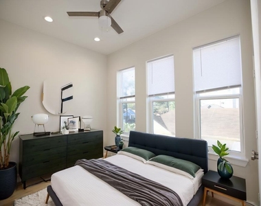 4003 Yale St - Photo Thumbnail 24