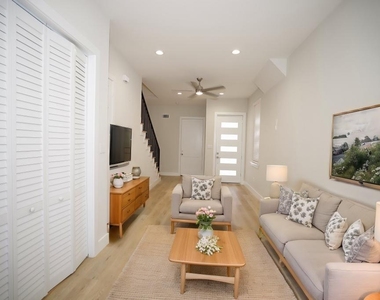 4003 Yale St - Photo Thumbnail 12