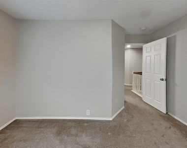18802 Atascocita Forest Drive - Photo Thumbnail 11