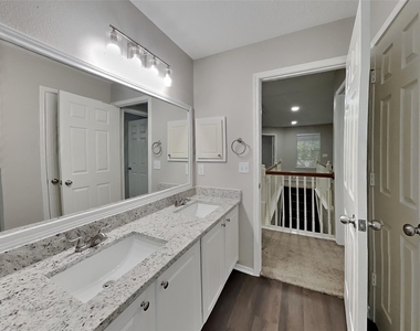 18802 Atascocita Forest Drive - Photo Thumbnail 14