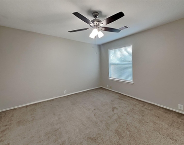 18802 Atascocita Forest Drive - Photo Thumbnail 10