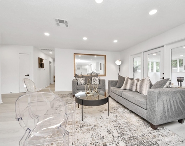 5619 Duxbury Street - Photo Thumbnail 14