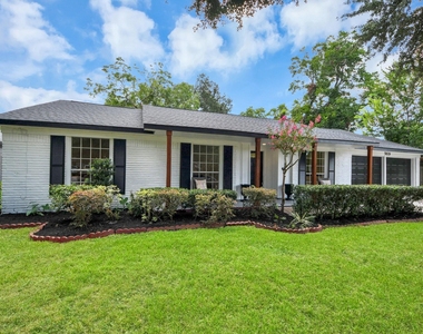 5619 Duxbury Street - Photo Thumbnail 5
