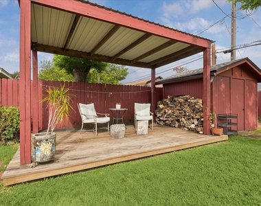 5506 Cheshire Lane - Photo Thumbnail 4