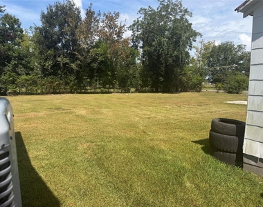 1506 W Talmadge St Road - Photo Thumbnail 6