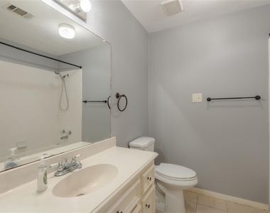 2232 Azalea Circle - Photo Thumbnail 27