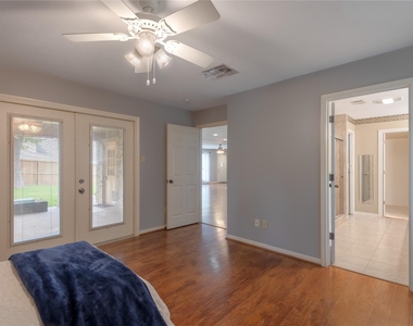 2232 Azalea Circle - Photo Thumbnail 5