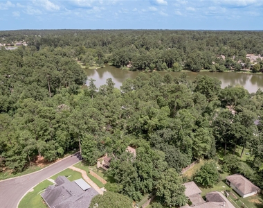 2232 Azalea Circle - Photo Thumbnail 38