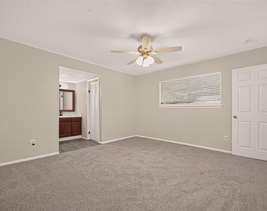 29210 Binefield Street - Photo Thumbnail 20